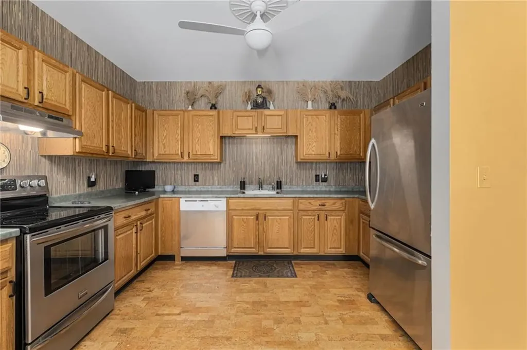 39 Webster Street Pawtucket RI 02860