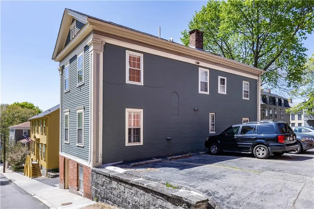 48 North Court Providence RI 02903
