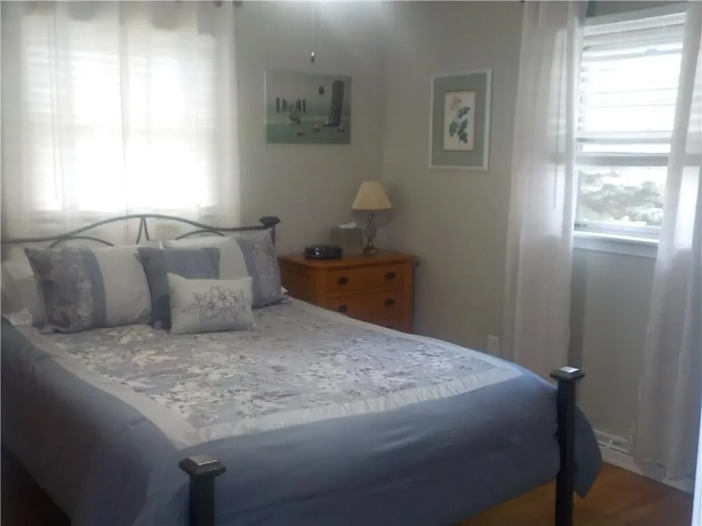 72 Wayne Road Woonsocket RI 02895