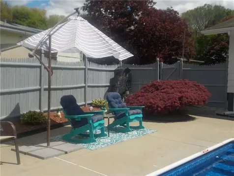 72 Wayne Road Woonsocket RI 02895