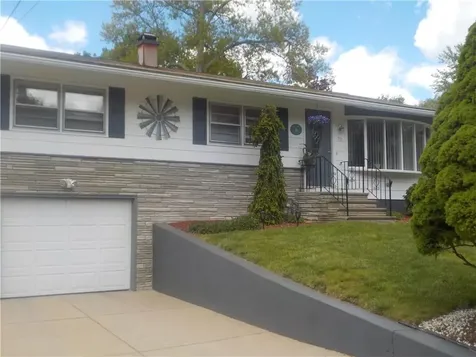 72 Wayne Road Woonsocket RI 02895