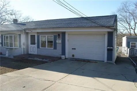 78 Edgewater Drive Blackstone MA 01504