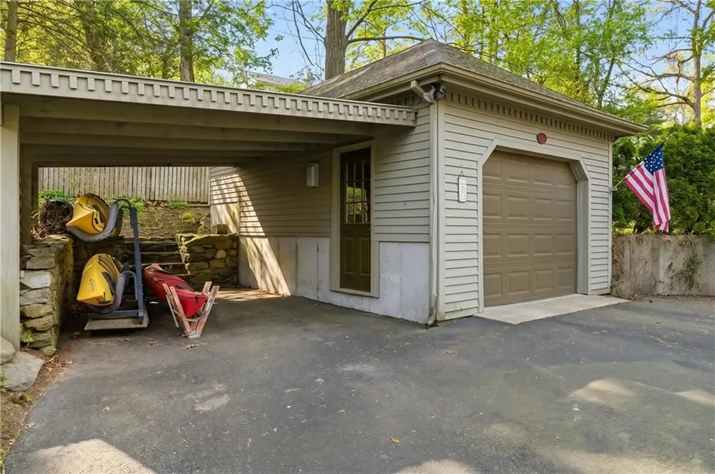 234 Lake Drive Glocester RI 02814
