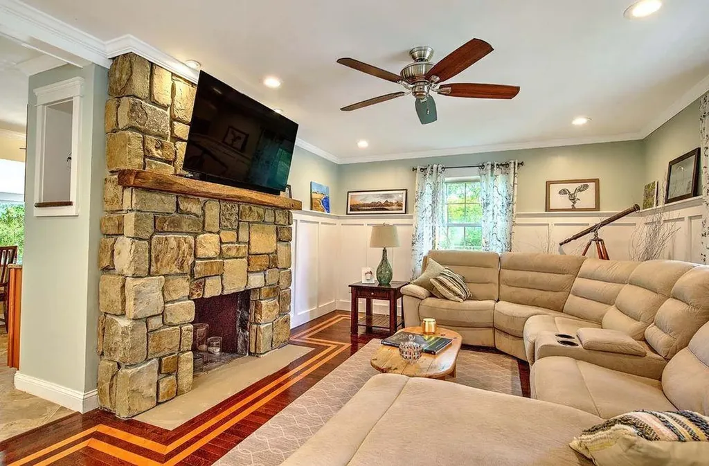 46 Channing Road Narragansett RI 02882