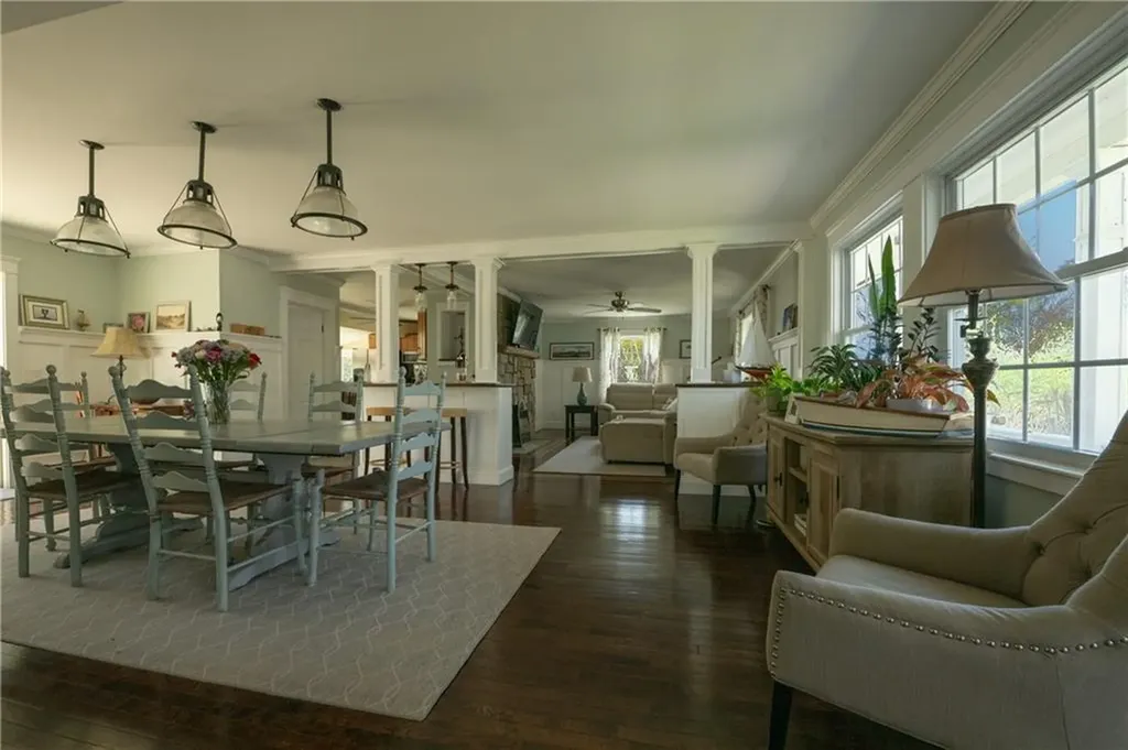 46 Channing Road Narragansett RI 02882