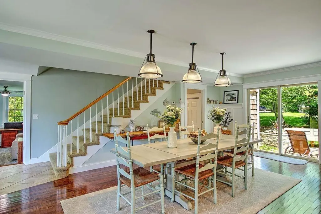 46 Channing Road Narragansett RI 02882