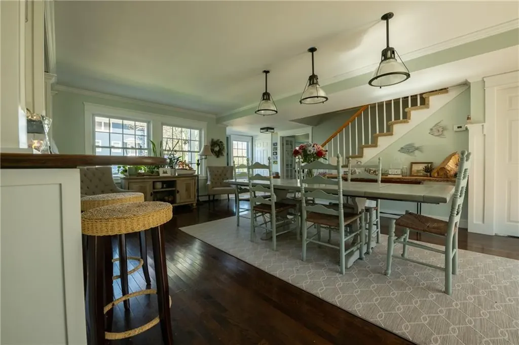 46 Channing Road Narragansett RI 02882
