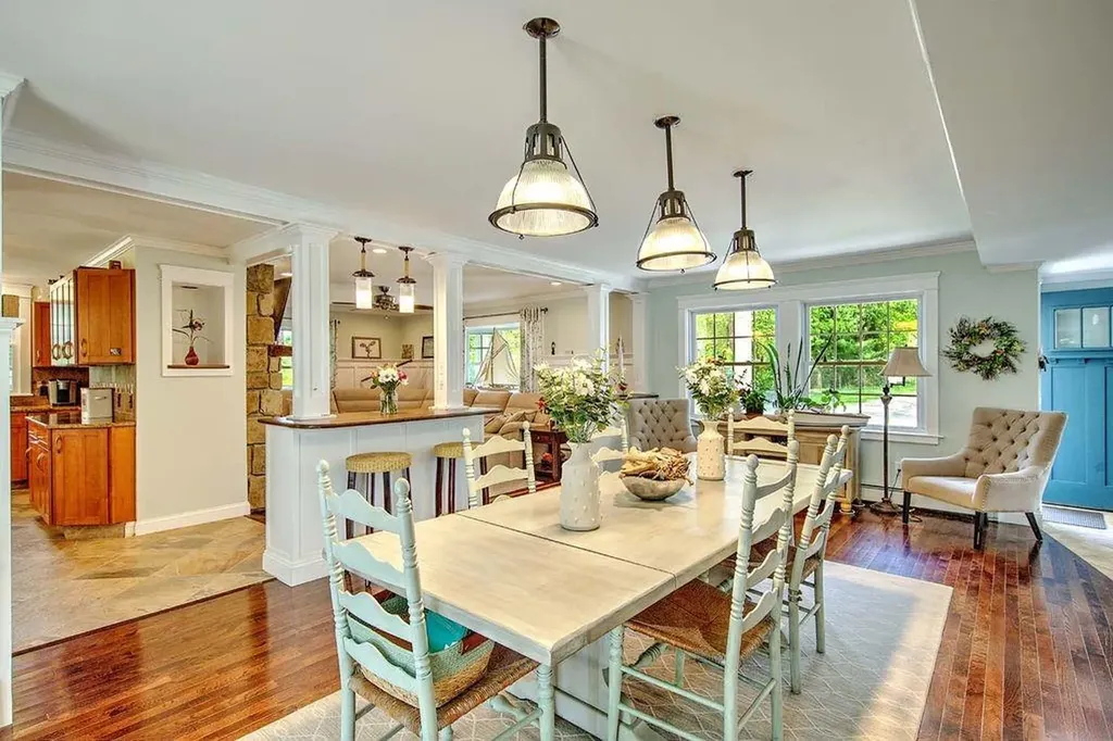 46 Channing Road Narragansett RI 02882