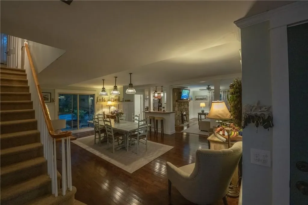 46 Channing Road Narragansett RI 02882
