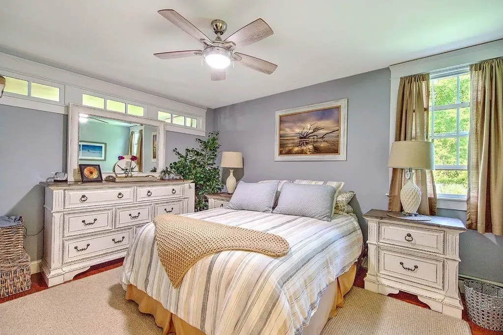46 Channing Road Narragansett RI 02882