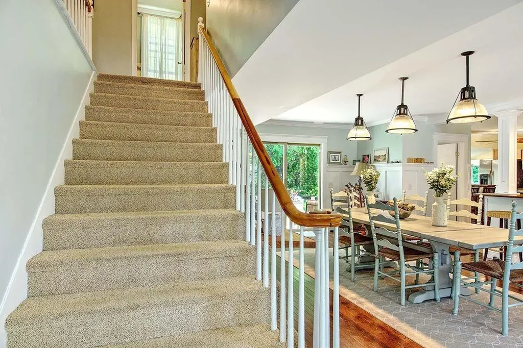 46 Channing Road Narragansett RI 02882