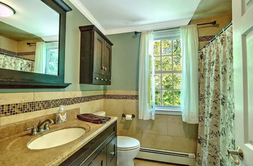 46 Channing Road Narragansett RI 02882