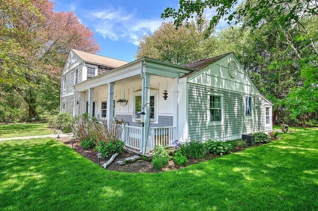 46 Channing Road Narragansett RI 02882