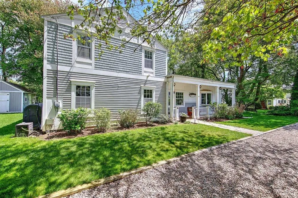 46 Channing Road Narragansett RI 02882