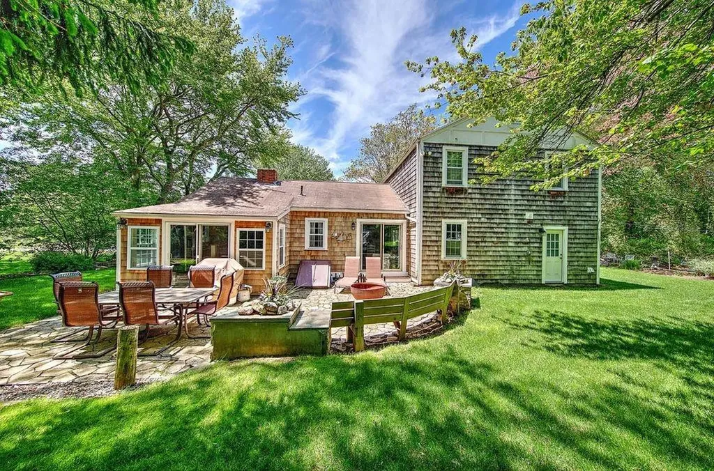 46 Channing Road Narragansett RI 02882