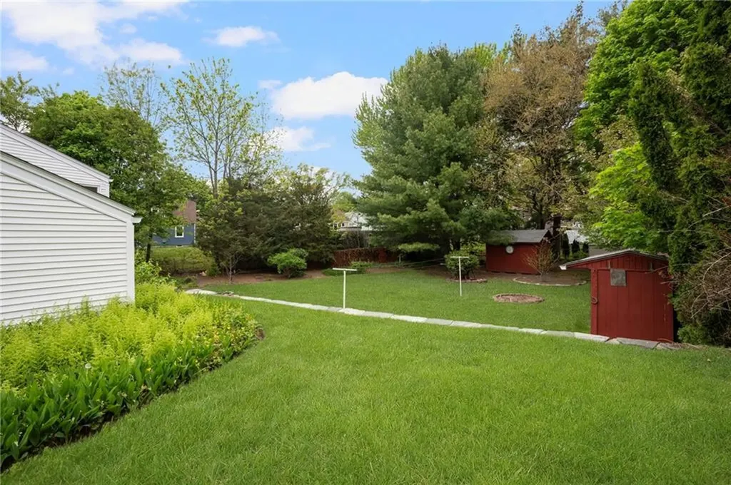 45 Barren Hill Drive Warwick RI 02886