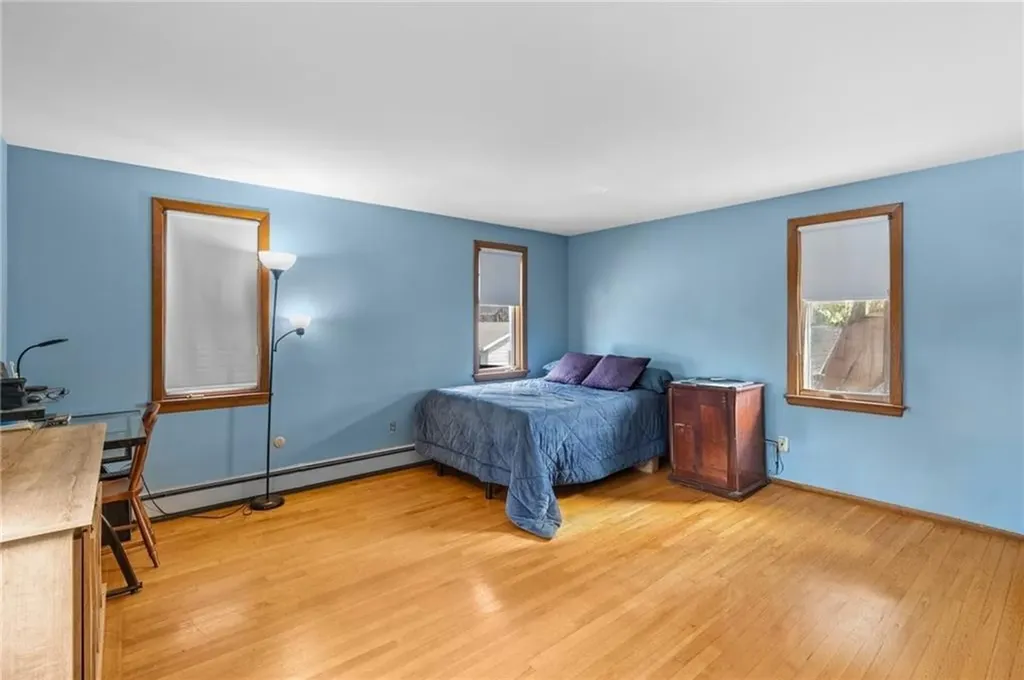 77 Woodlawn Avenue North Providence RI 02904