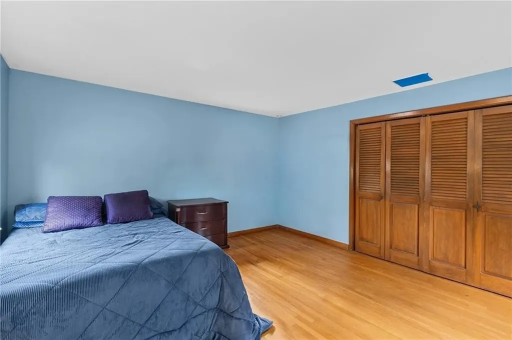 77 Woodlawn Avenue North Providence RI 02904