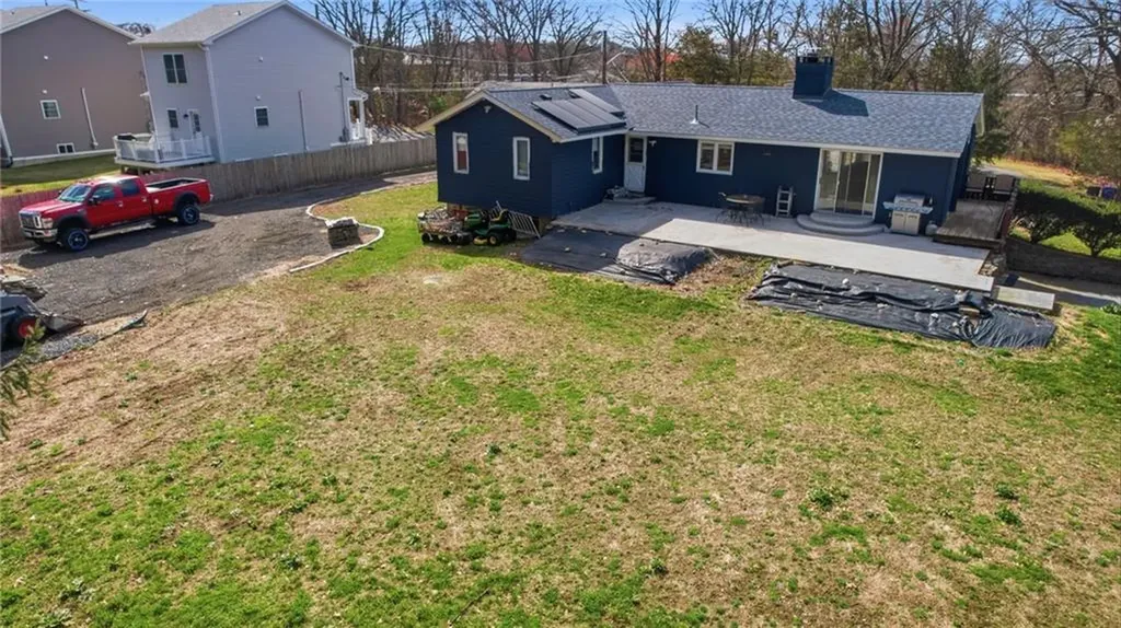 77 Woodlawn Avenue North Providence RI 02904
