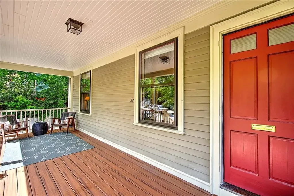 22 Irving Avenue Providence RI 02906
