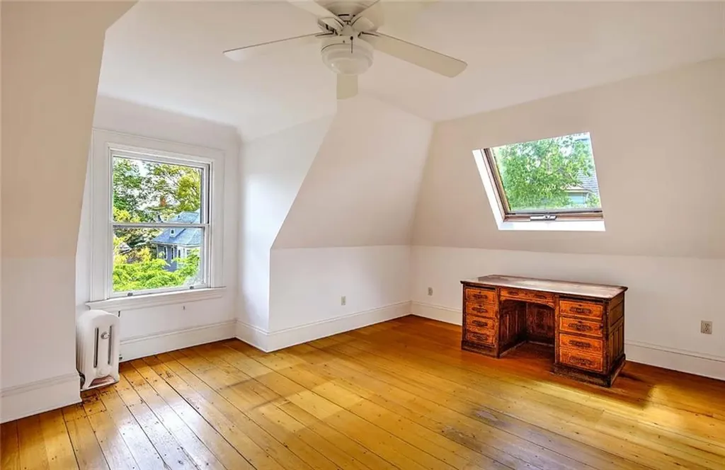 22 Irving Avenue Providence RI 02906