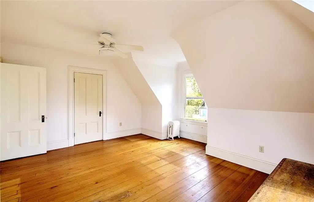 22 Irving Avenue Providence RI 02906
