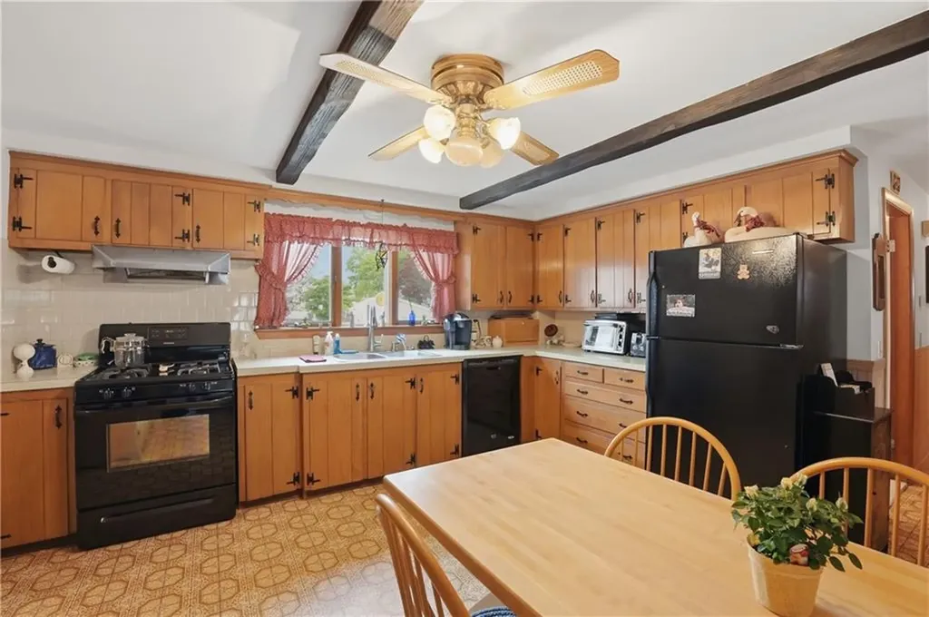 13 Peach Orchard Drive East Providence RI 02915