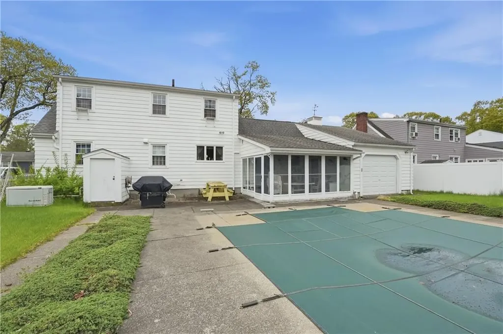 13 Peach Orchard Drive East Providence RI 02915