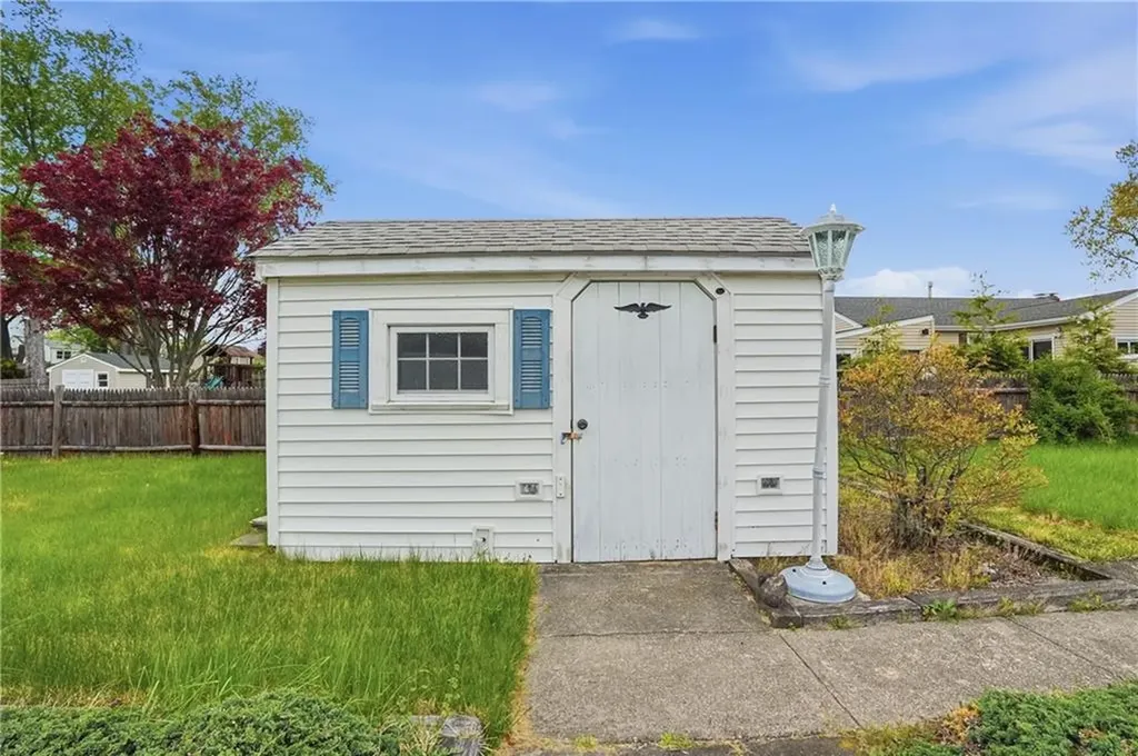 13 Peach Orchard Drive East Providence RI 02915