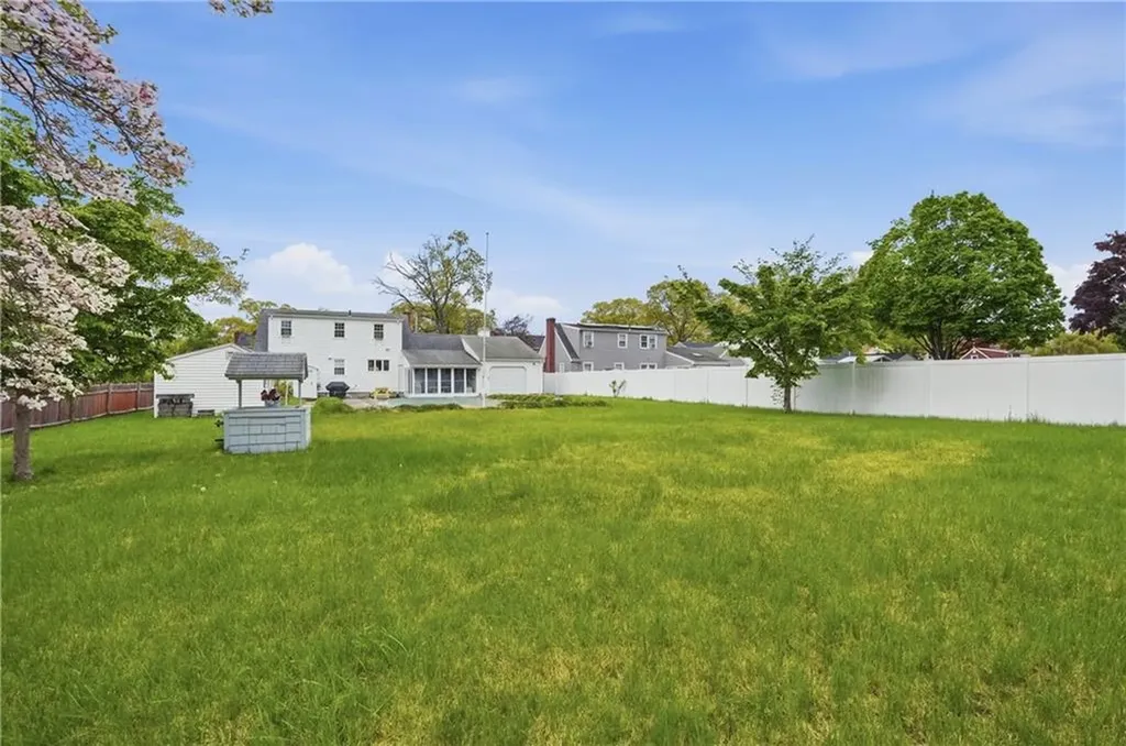 13 Peach Orchard Drive East Providence RI 02915