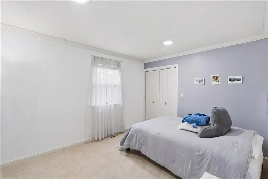 125 Old Mendon Road Cumberland RI 02864