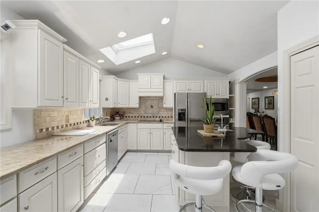 125 Old Mendon Road Cumberland RI 02864