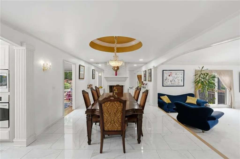 125 Old Mendon Road Cumberland RI 02864