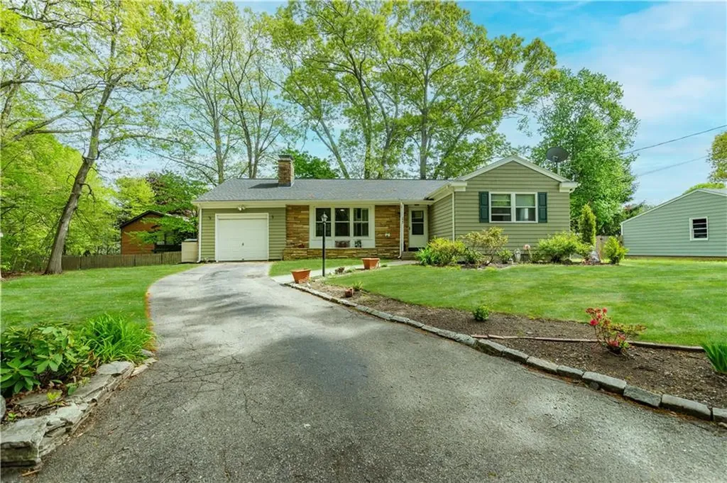 220 Alvin Street Warwick RI 02886