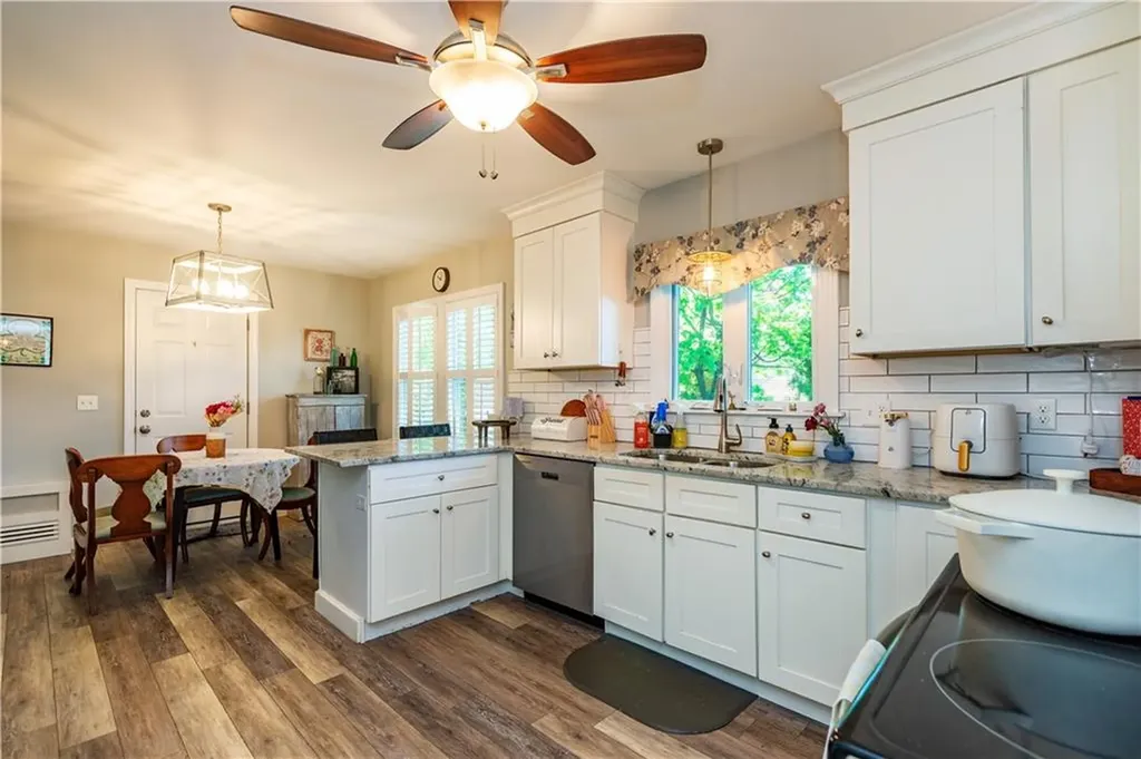 220 Alvin Street Warwick RI 02886