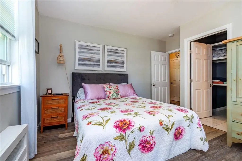 220 Alvin Street Warwick RI 02886