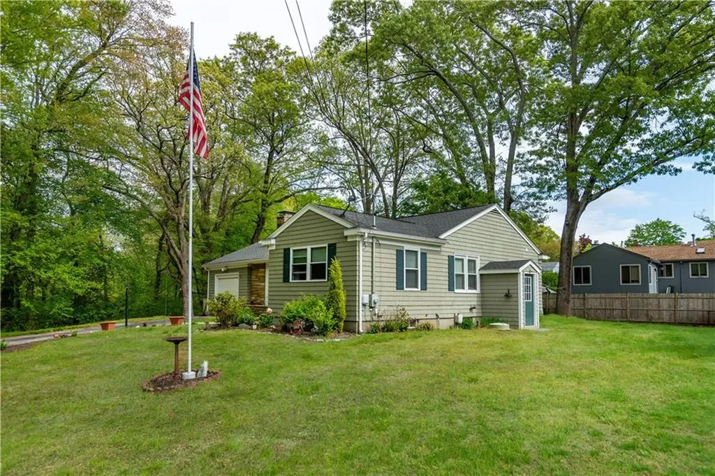 220 Alvin Street Warwick RI 02886