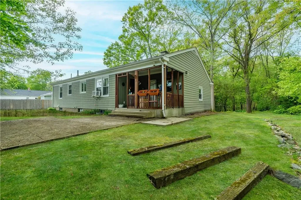 220 Alvin Street Warwick RI 02886