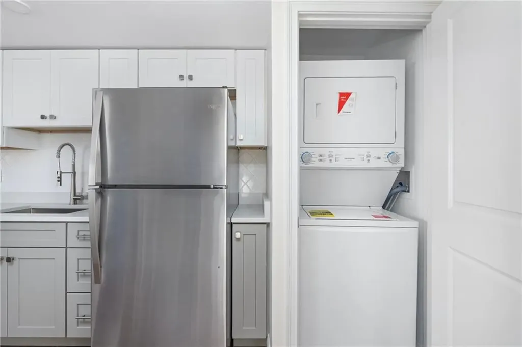 206 Waterman Street Providence RI 02906