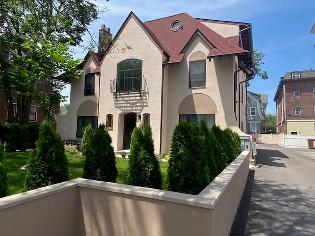 206 Waterman Street Providence RI 02906