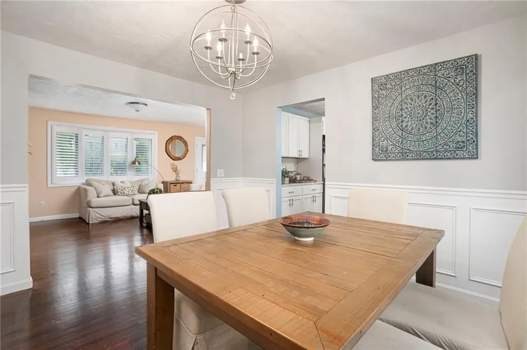 23 Clinton Avenue Scituate RI 02831