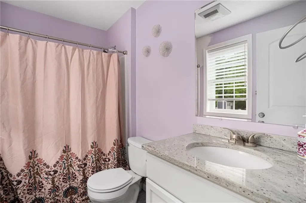 23 Clinton Avenue Scituate RI 02831