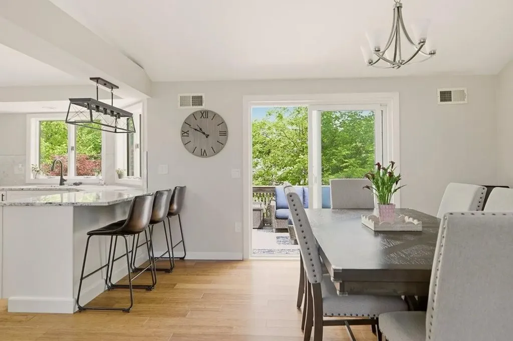 7 Friar Tuck Road Warwick RI 02886