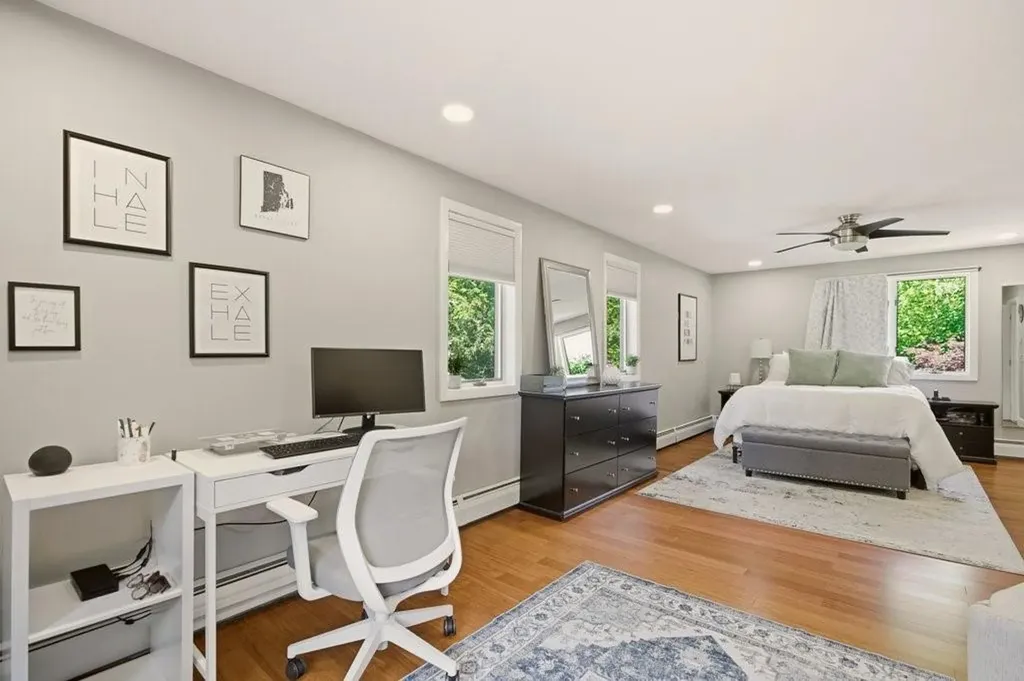 7 Friar Tuck Road Warwick RI 02886