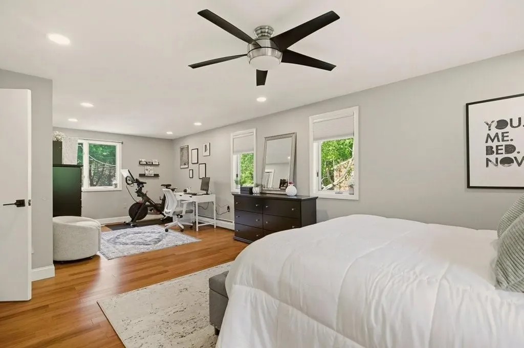 7 Friar Tuck Road Warwick RI 02886