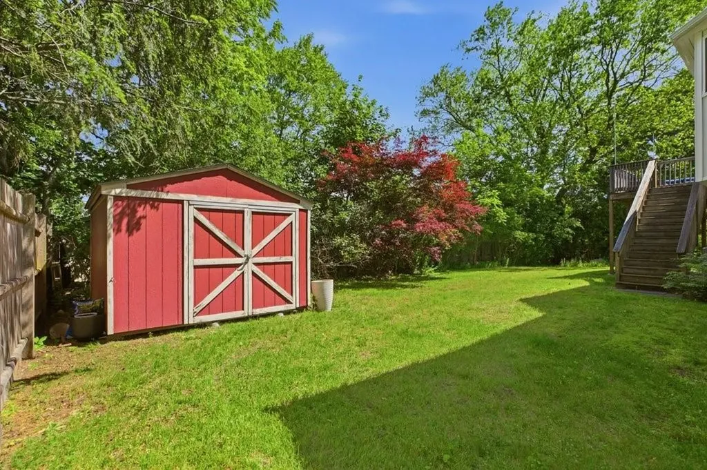 7 Friar Tuck Road Warwick RI 02886