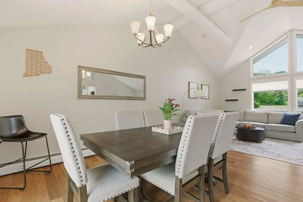 7 Friar Tuck Road Warwick RI 02886