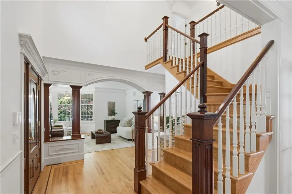 396 Love Lane Warwick RI 02818