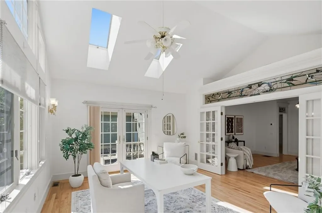 396 Love Lane Warwick RI 02818
