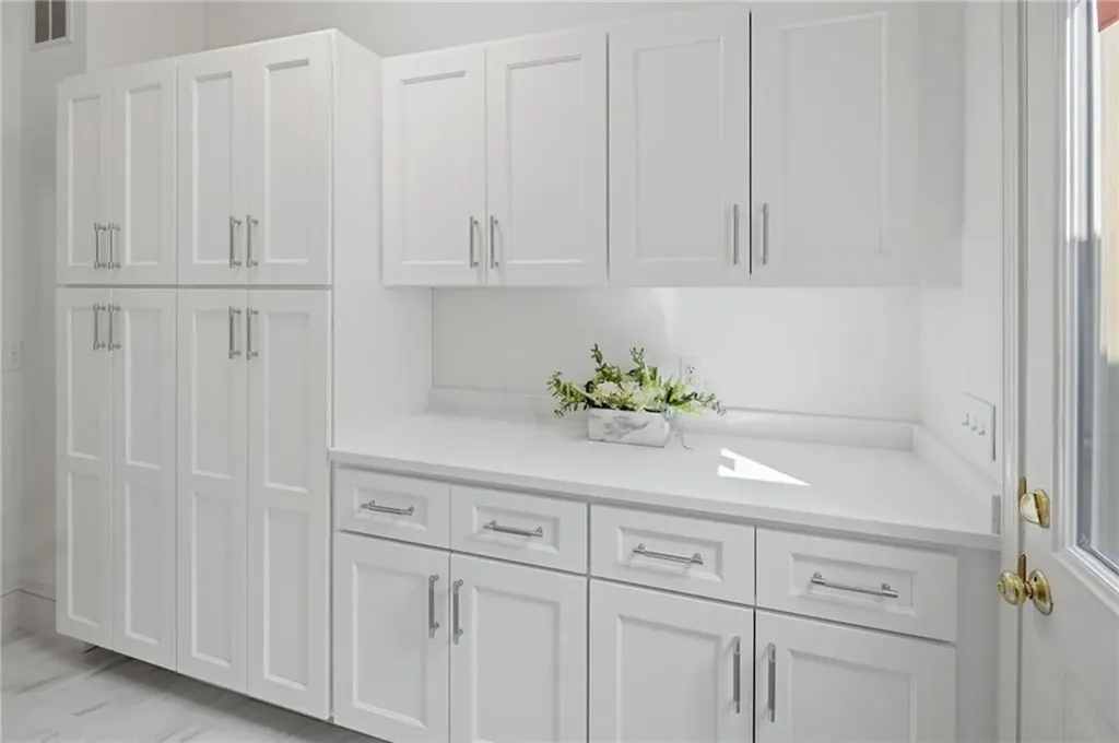 396 Love Lane Warwick RI 02818